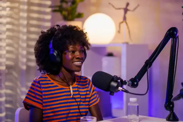 Mulher-fazendo-live-